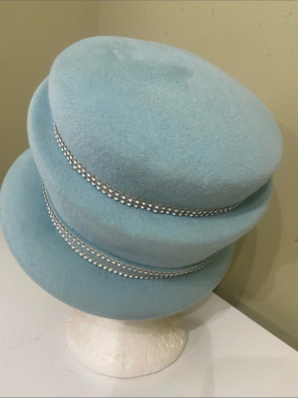 Pretty Dress Hat / Church Hat by Swan